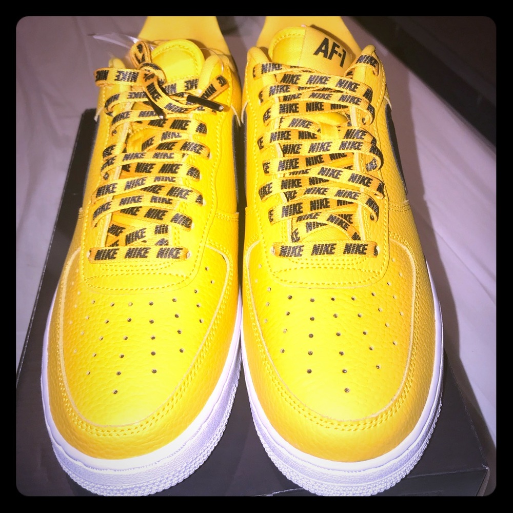 BN AIR FORCE 1 NBA size 9